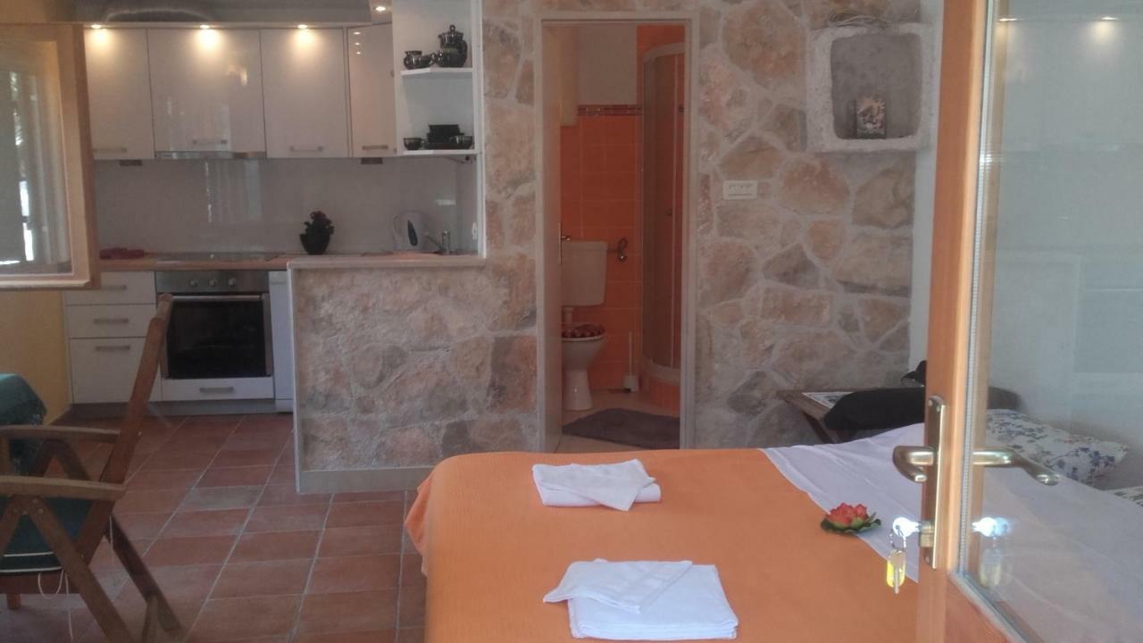 Holiday Home Pavarotti Supetar Luaran gambar